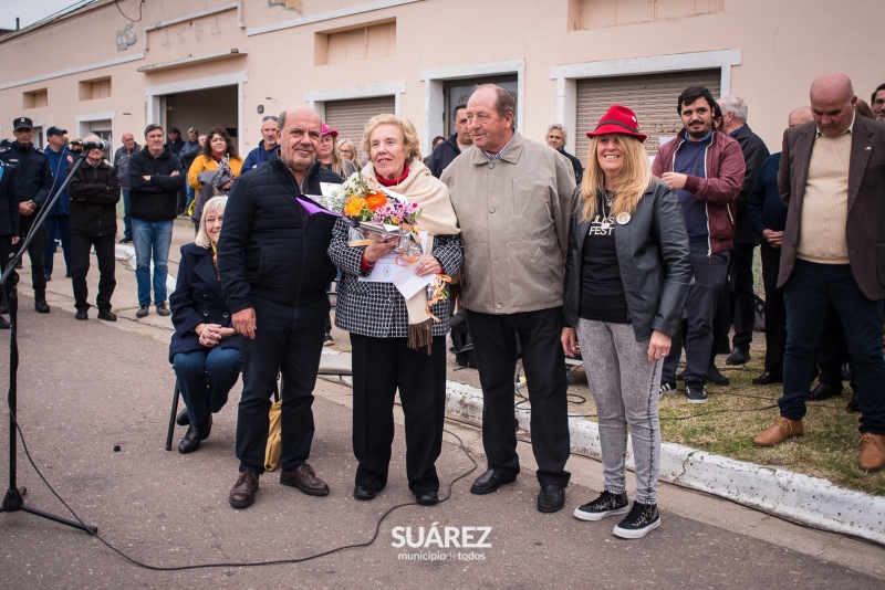 La comunidad de la segunda colonia alemana distinguió a sus vecinos